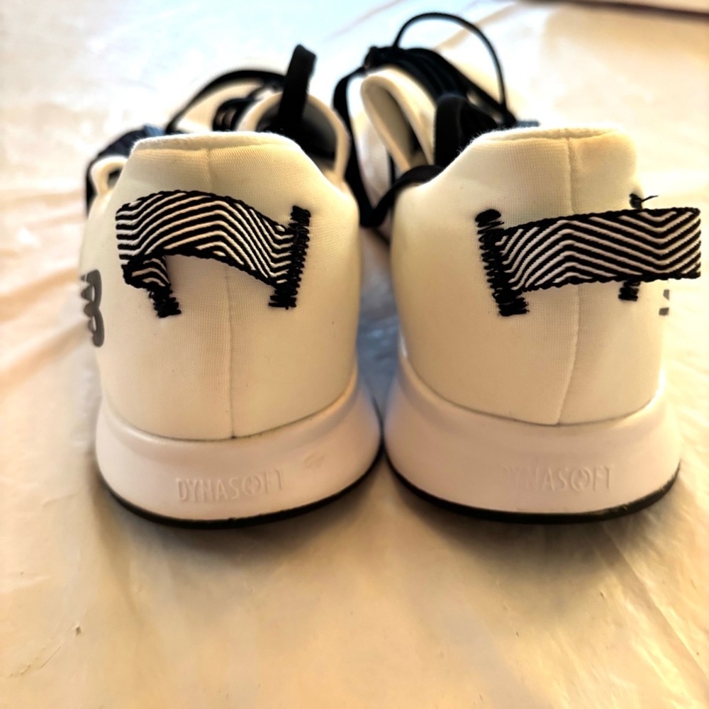 NWOT New Balance Dynasoft Nergize v3 White and Black Sneakers SZ 10 - Picture 6 of 12
